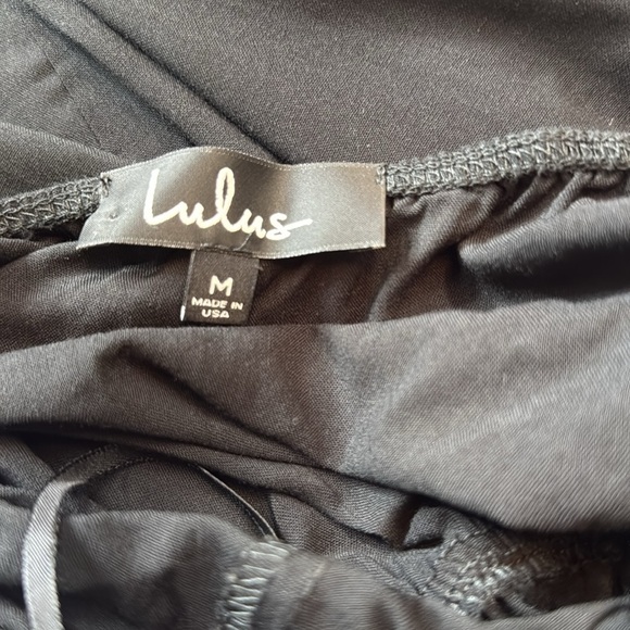 Women’s Lulus Learning to Fly Black Halter Jumpsuit
Size Medium New with Tags - Picture 8 of 9